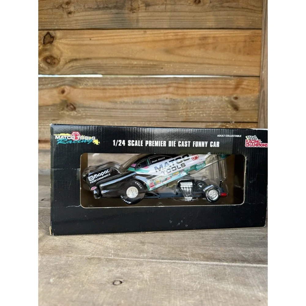 NIB Dean Skuza Premier Edition 1997 Die Cast Funny Car‎ 1/24 Matco Tools